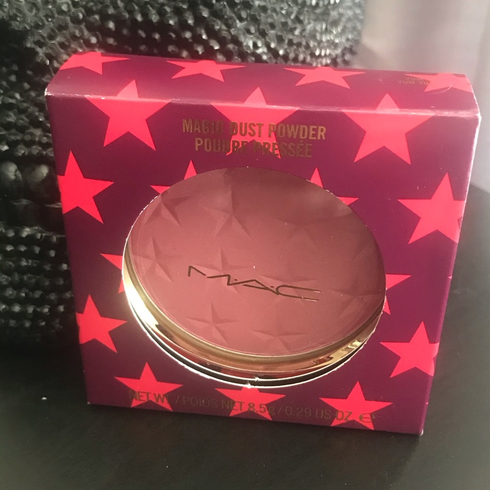 NWT MAC Magic Dust Powder in Yum Yum Yum